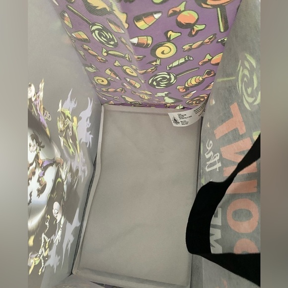 NWT 2019 Disney Parks Halloween Mickey Tote Reusable Bag Point Me To The Candy - Picture 7 of 7